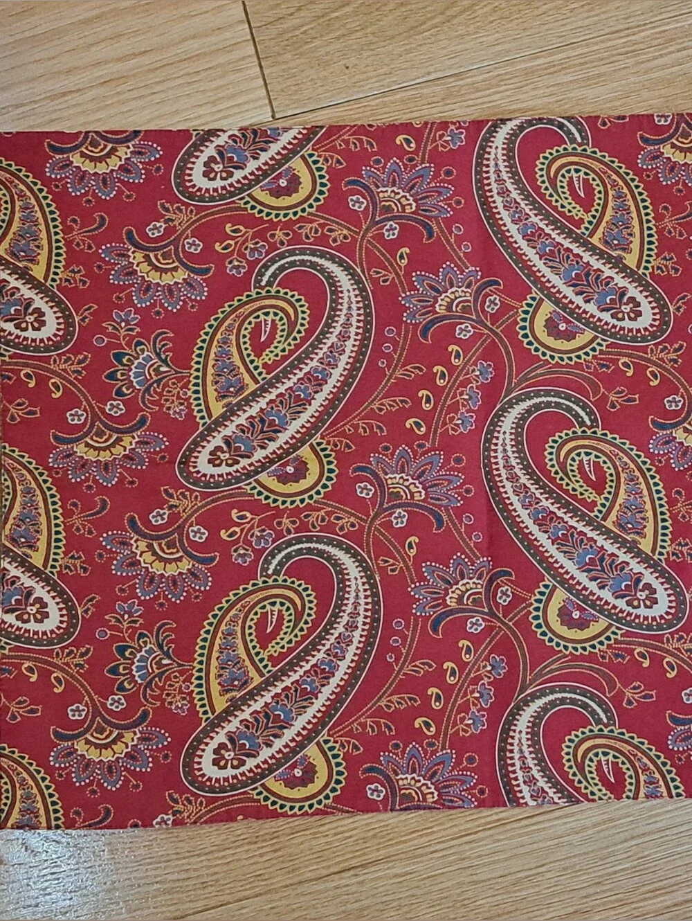 Pottery Barn Red Paisley Jacobean Placemats Set of 4